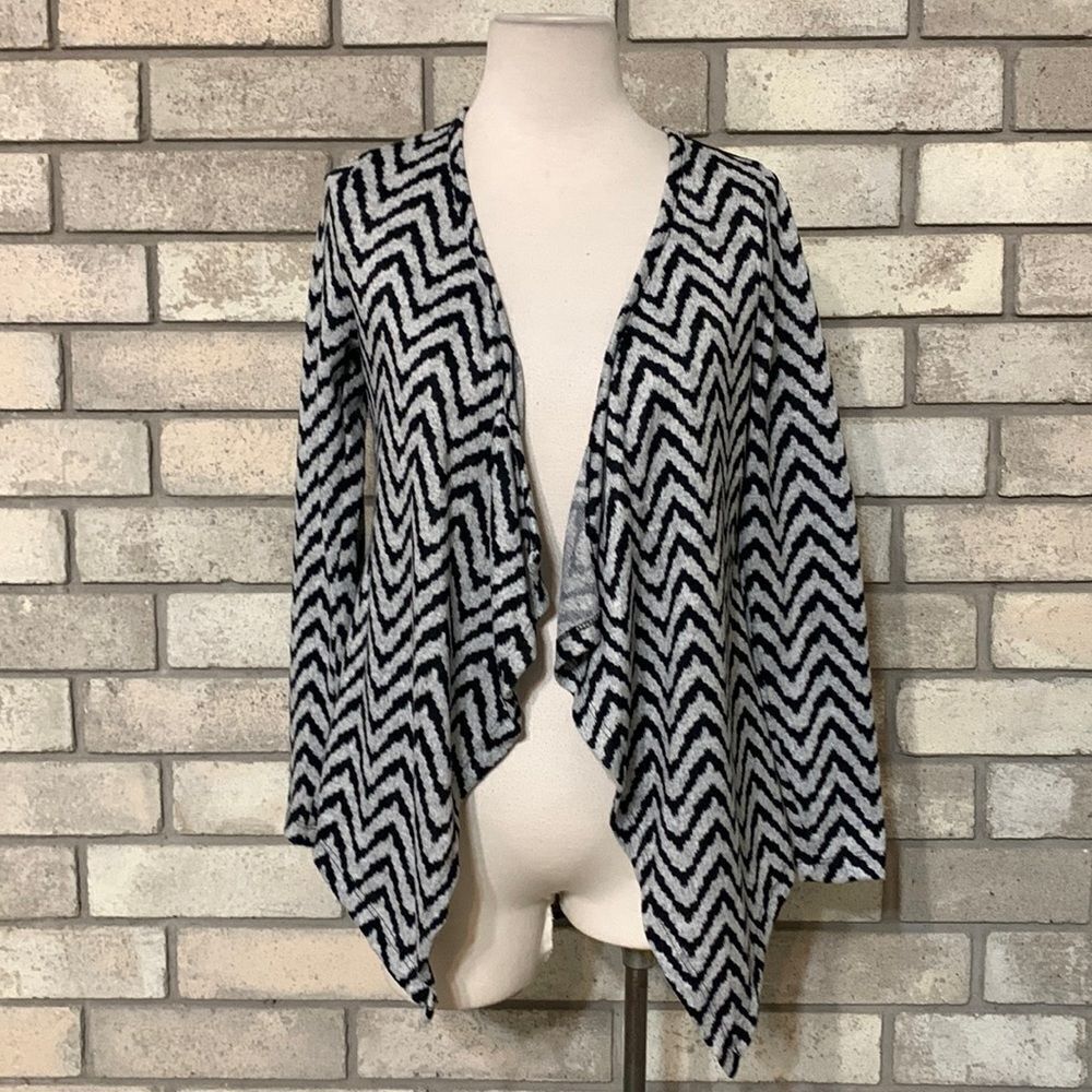 3for$20 cardigan blouse small